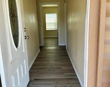4706 Sachse Road - Photo Thumbnail 3