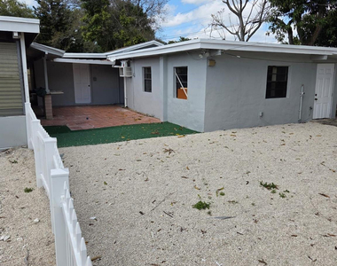 31 Edmund Road - Photo Thumbnail 10
