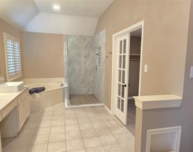 7509 Avalon Drive - Photo Thumbnail 12