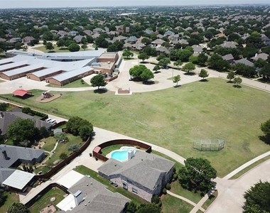 7509 Avalon Drive - Photo Thumbnail 25
