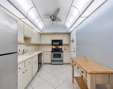 405 N Ocean Boulevard - Photo Thumbnail 11