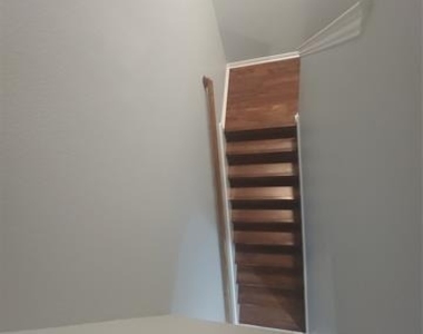 1024 Fair Oaks Drive - Photo Thumbnail 28