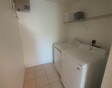 1733 Pointe West Way - Photo Thumbnail 21