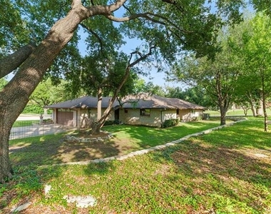 412 E Northgate Drive - Photo Thumbnail 25