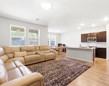1136 Country Glen Drive - Photo Thumbnail 1