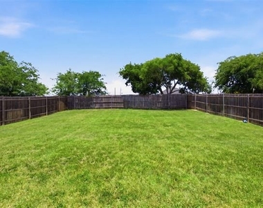 1136 Country Glen Drive - Photo Thumbnail 13