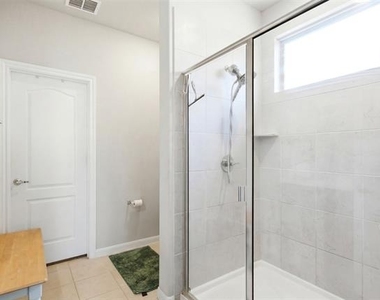 1136 Country Glen Drive - Photo Thumbnail 6