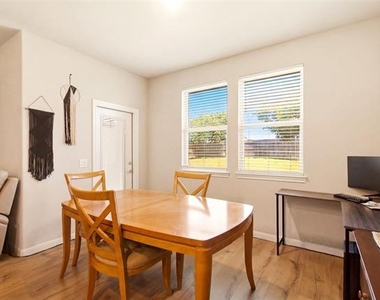 1136 Country Glen Drive - Photo Thumbnail 4