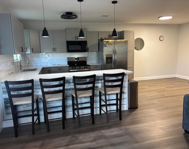 211 Country Lane - Photo Thumbnail 1