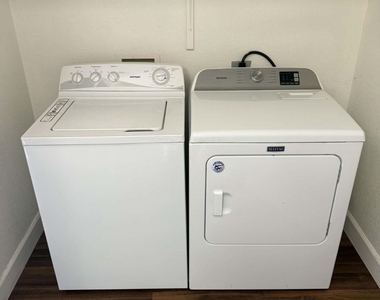 1505 N Center Street - Photo Thumbnail 15
