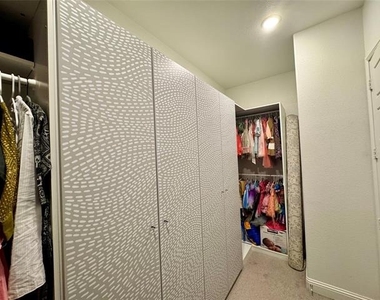 6443 Culverdale Lane - Photo Thumbnail 25