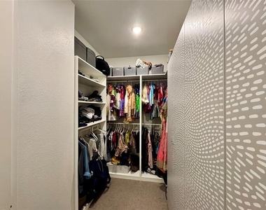 6443 Culverdale Lane - Photo Thumbnail 23