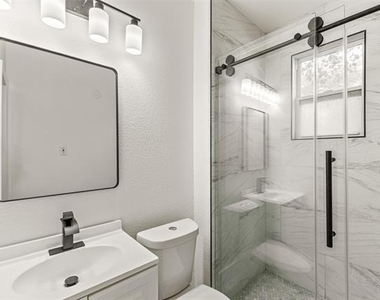 418 Lillian Street - Photo Thumbnail 21
