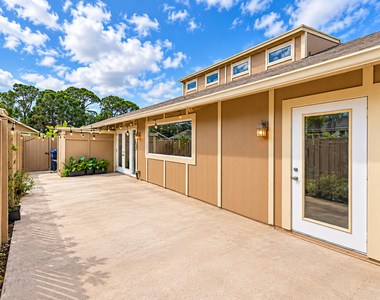 232 Maplecrest Circle - Photo Thumbnail 11