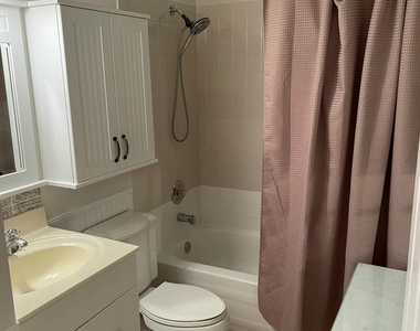 232 Maplecrest Circle - Photo Thumbnail 7