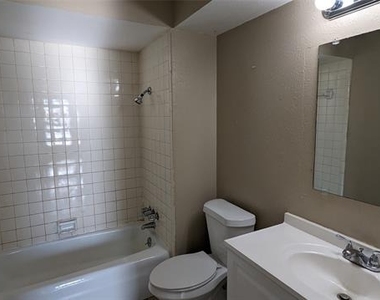 1434 Deborah Avenue - Photo Thumbnail 14