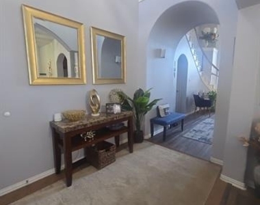 5513 Grenada Drive - Photo Thumbnail 1