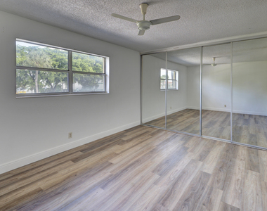 420 Se 2nd Avenue - Photo Thumbnail 8