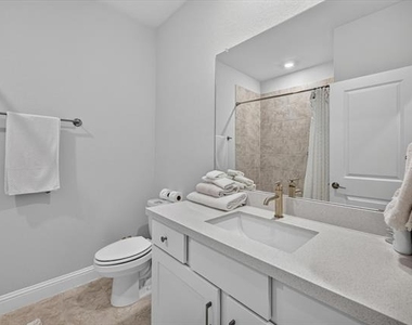 1428 Huckleberry Street - Photo Thumbnail 14