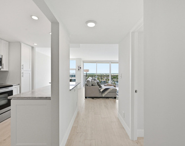531 N Ocean Boulevard - Photo Thumbnail 8