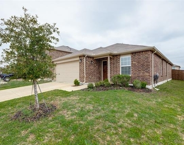 1337 Waggoner Drive - Photo Thumbnail 2