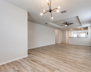 1337 Waggoner Drive - Photo Thumbnail 11