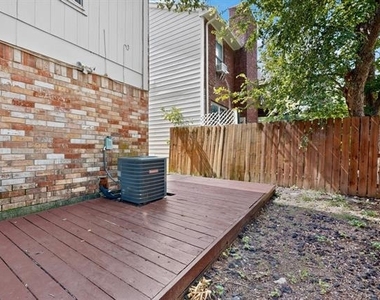 6120 Cypress Point Drive - Photo Thumbnail 10