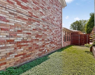 6120 Cypress Point Drive - Photo Thumbnail 11