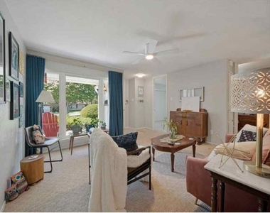 3032 Hollandale Lane - Photo Thumbnail 1