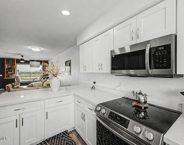 860 N Mcqueen Road - Photo Thumbnail 10