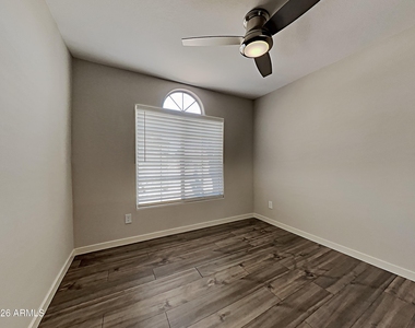 13233 W Ironwood Street - Photo Thumbnail 7