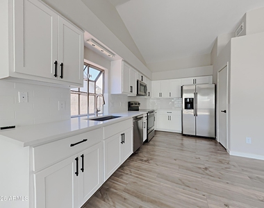 13233 W Ironwood Street - Photo Thumbnail 1