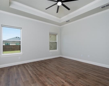 133 Bell Street - Photo Thumbnail 21