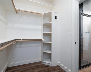 133 Bell Street - Photo Thumbnail 28