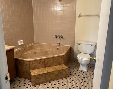 15690 Sw 82nd Circle Lane - Photo Thumbnail 13