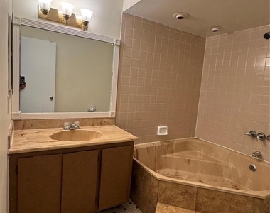 15690 Sw 82nd Circle Lane - Photo Thumbnail 14