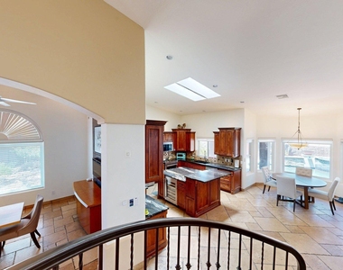 14818 N 18th Place - Photo Thumbnail 23