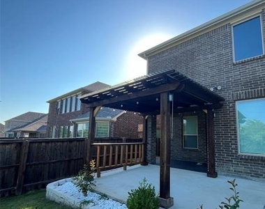 3577 Hathaway Court - Photo Thumbnail 7