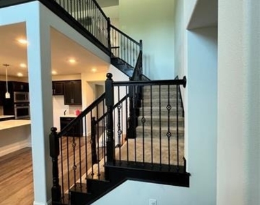 3577 Hathaway Court - Photo Thumbnail 2