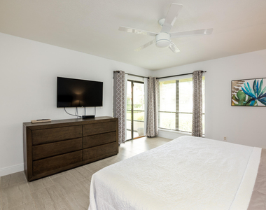 3 Lexington Lane E - Photo Thumbnail 8