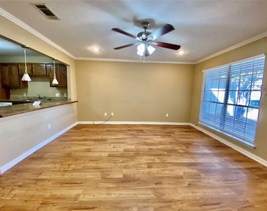 801 Irwin Drive - Photo Thumbnail 5