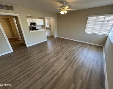 1109 N 11th Street - Photo Thumbnail 1