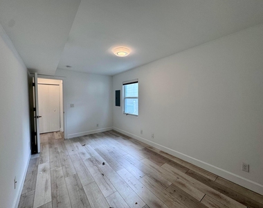 102 S K Street - Photo Thumbnail 7