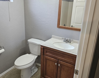 1287 N Alma School Road - Photo Thumbnail 8
