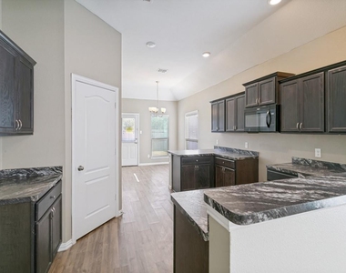 1440 Gallina Trail - Photo Thumbnail 3
