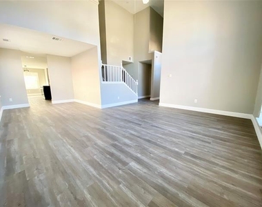 3714 Catalina Street - Photo Thumbnail 3
