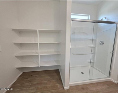 18399 W Buckskin Trail - Photo Thumbnail 25