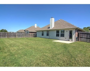 8405 Shasta Drive - Photo Thumbnail 26