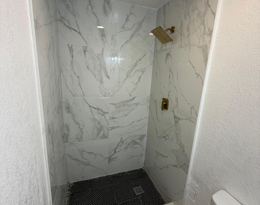 2620 Ne 7th Terrace - Photo Thumbnail 12