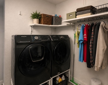 3873 Nw 2nd Court - Photo Thumbnail 23